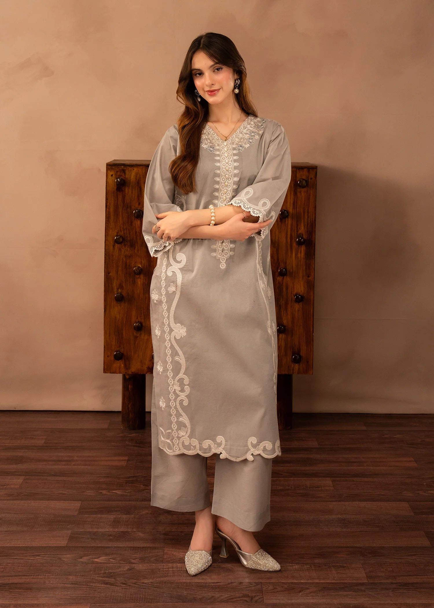 AY-1096 Zareeyah