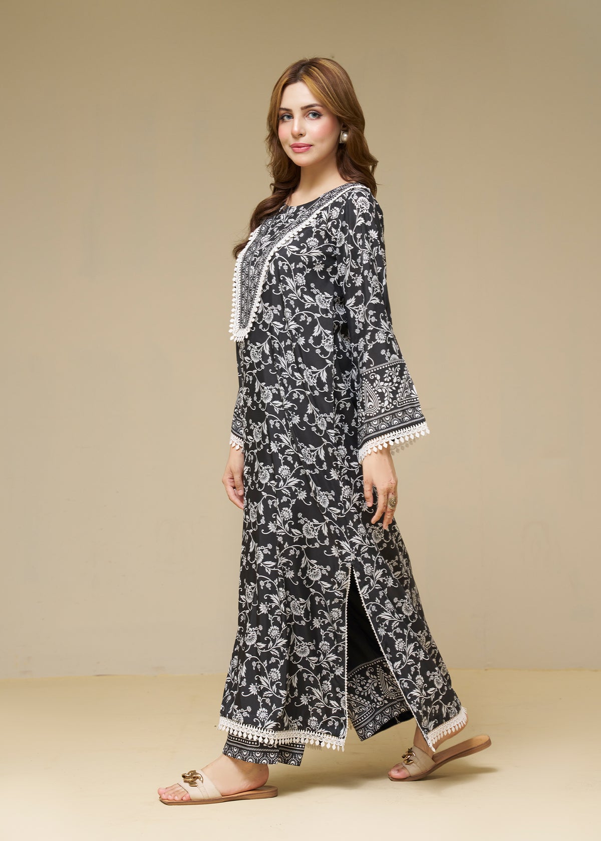 ME-1151 Saaya