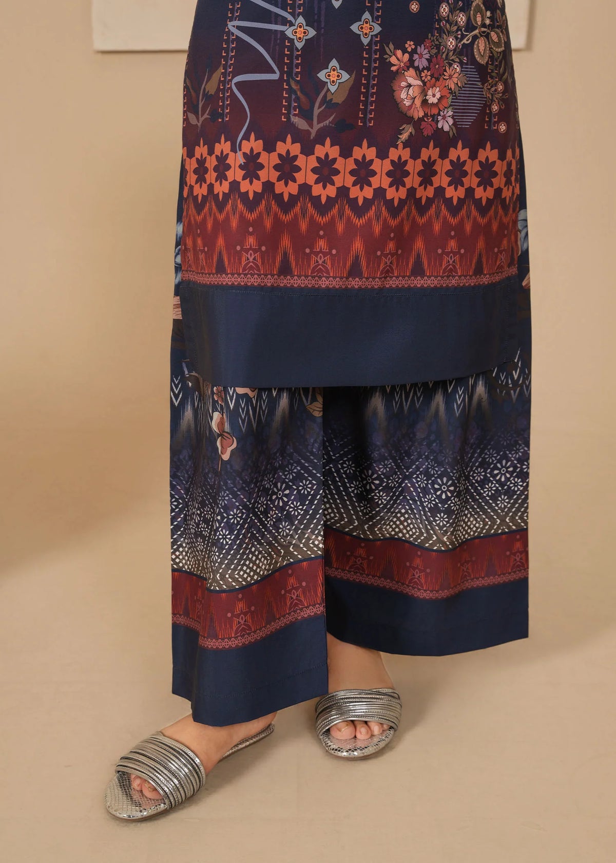 EL-1038 Serene